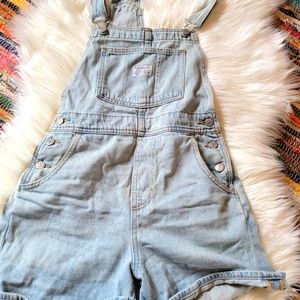 Levi's overall shorts 90 style